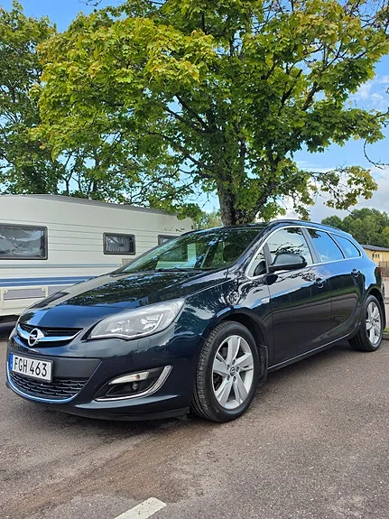 Opel Astra 2014 photo 3
