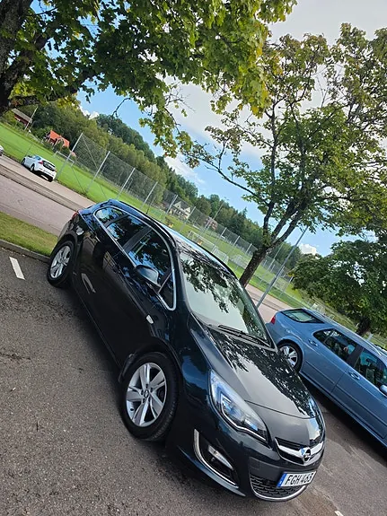 Opel Astra 2014 photo 4