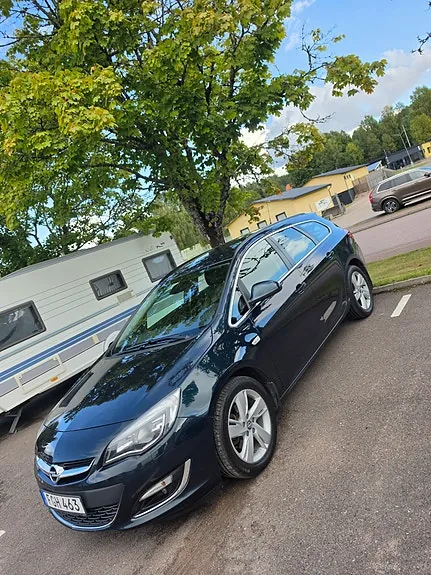 Opel Astra 2014 photo 5