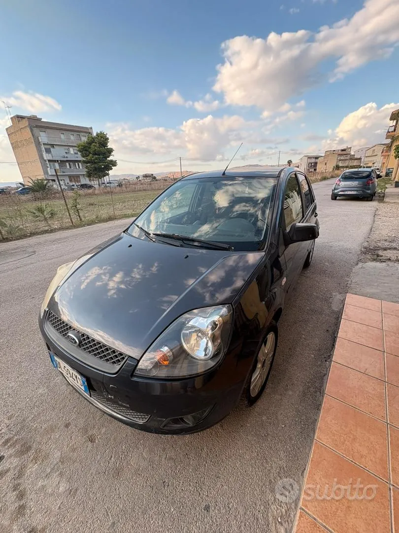 Ford Fiesta 2008 photo 3