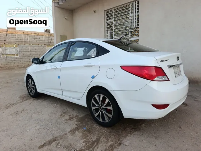 Hyundai Accent 2016 photo 4