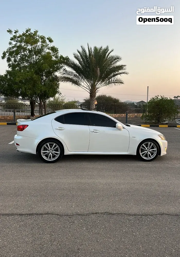 Lexus Is 2007 photo 2