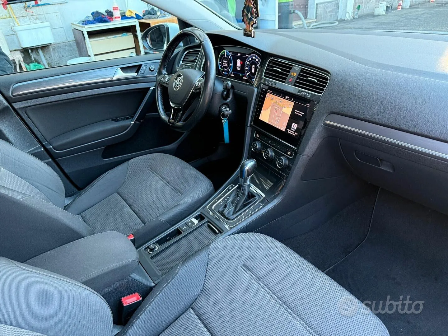 Volkswagen Golf 2018 photo 3