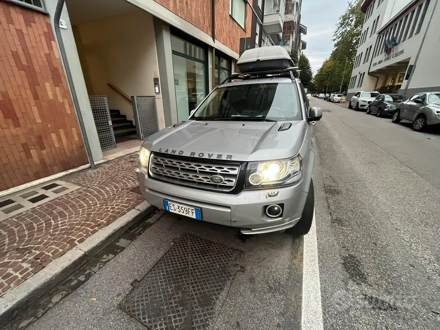 Land Rover Freelander 2013 photo 2