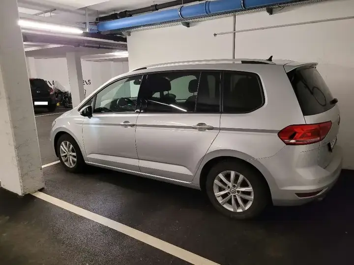 Volkswagen Touran 2016 photo 3