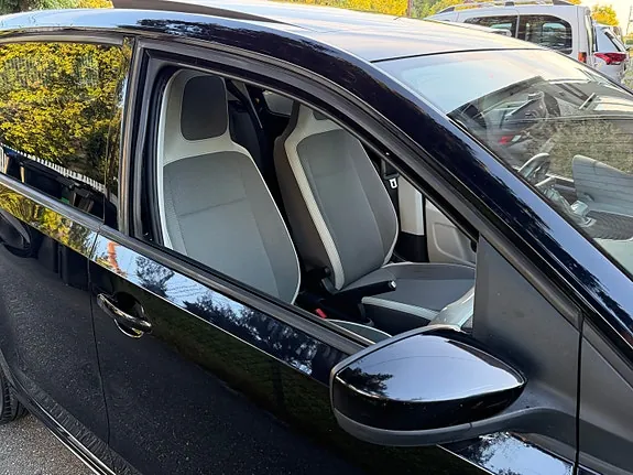 Volkswagen E-Up! 2014 photo 4