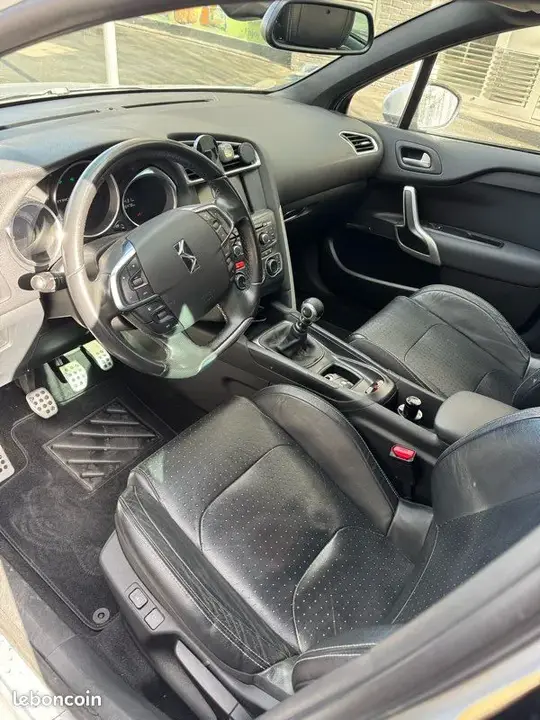 Citroen Ds4 2012 photo 3