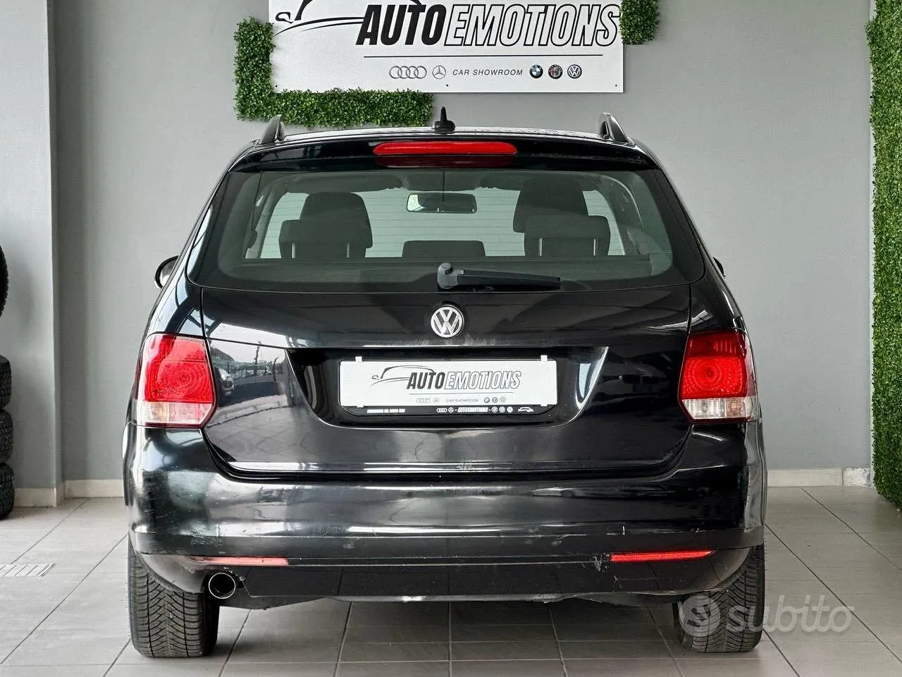 Volkswagen Golf 2010 photo 5