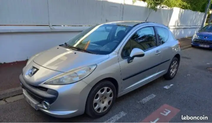 Peugeot 207