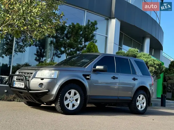 Land Rover Freelander 2009 photo 4