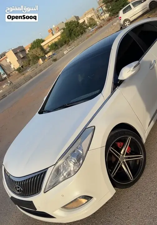 Hyundai Azera 2013 photo 2