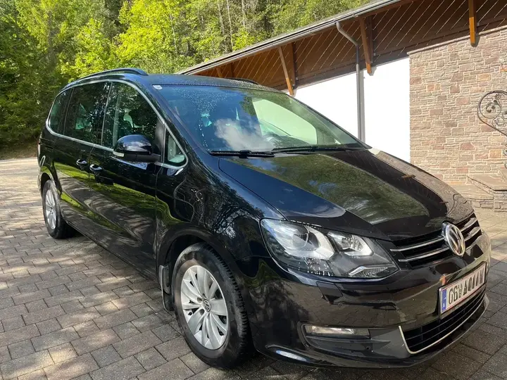 Volkswagen Sharan 2016 photo 2