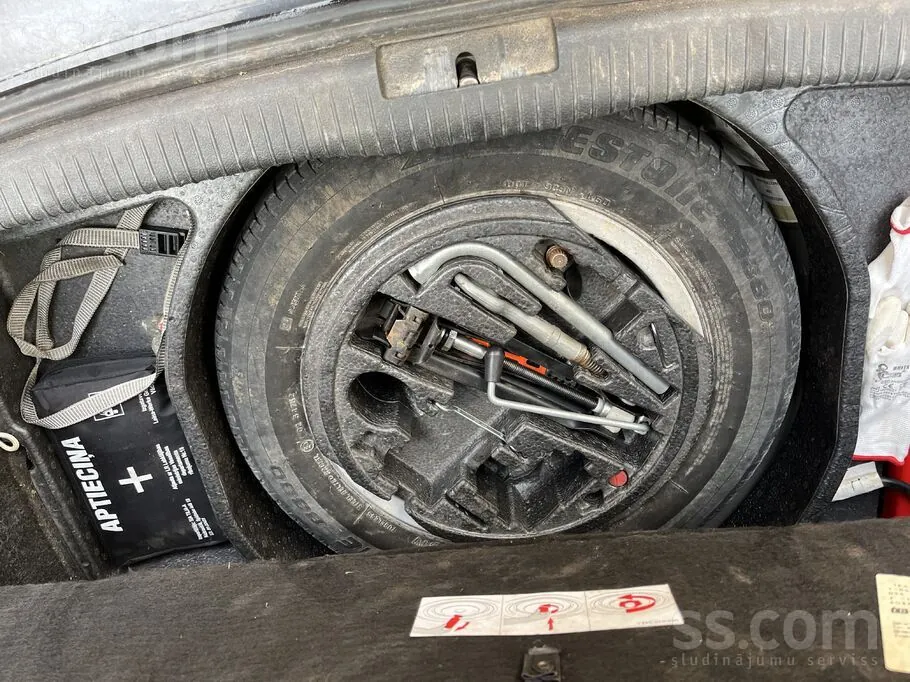 Volkswagen Golf 2004 photo 3