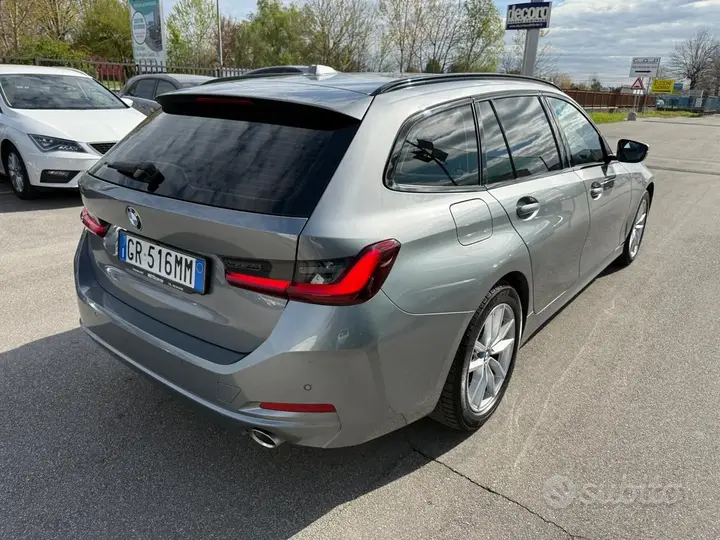 BMW 316D 2023 photo 4