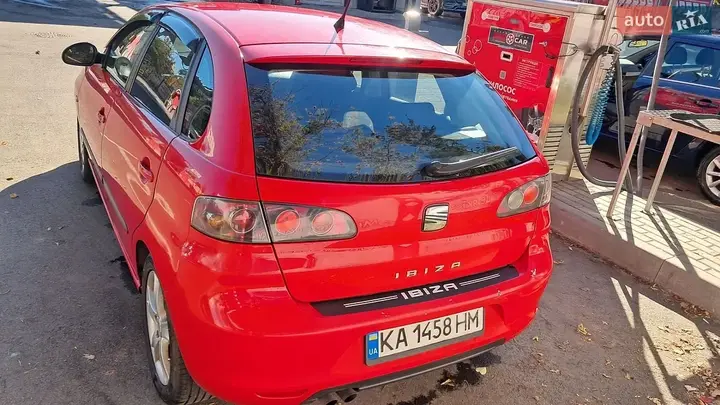 Seat Ibiza 2008 photo 3