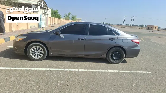 Toyota Camry 2016 photo 2