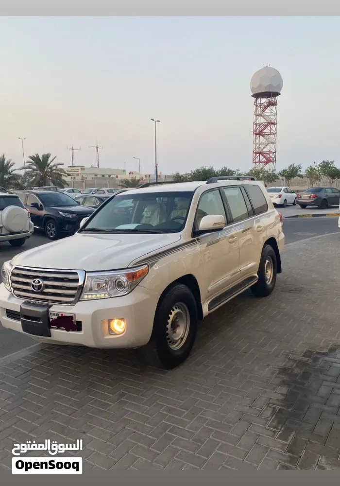 Toyota Land Cruiser 2009 photo 3