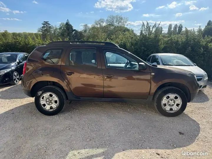 Dacia Duster 2010 photo 5