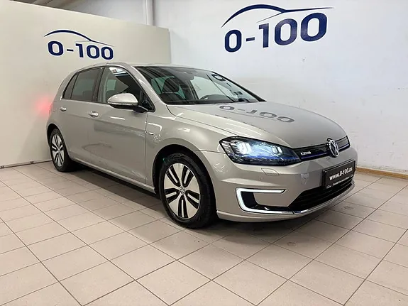 Volkswagen E-Golf 2017 photo 2
