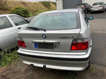 BMW 318D 2000 photo 3