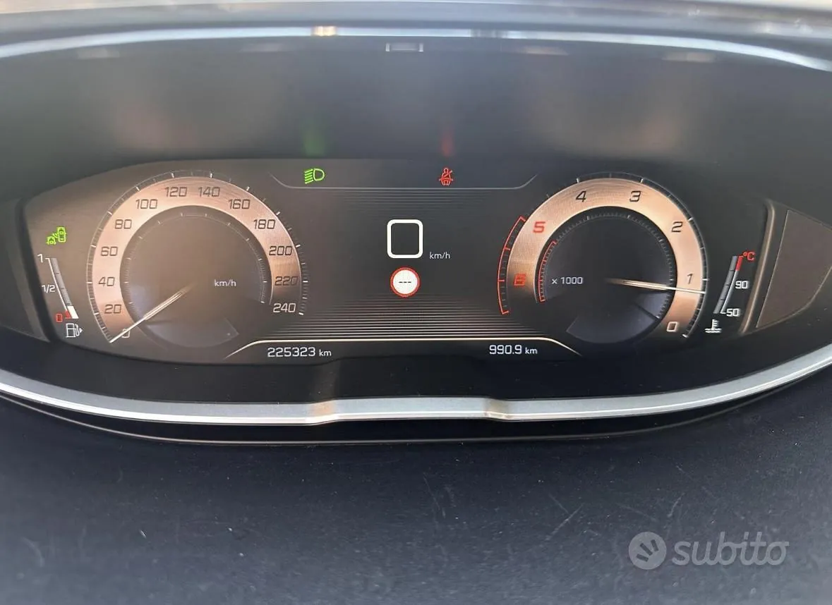 Peugeot 3008 2018 photo 4