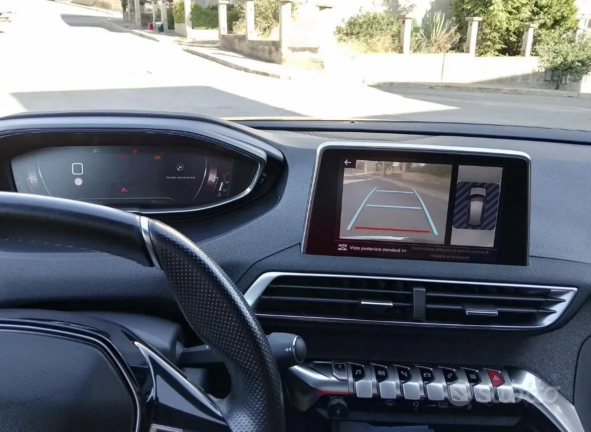 Peugeot 3008 2018 photo 2