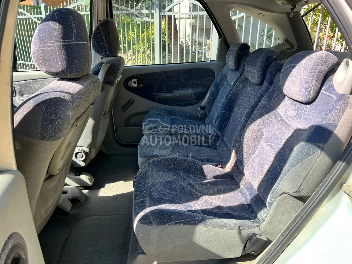 Renault Scenic 2001 photo 3