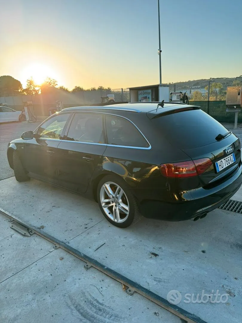 Audi A4 2014 photo 2