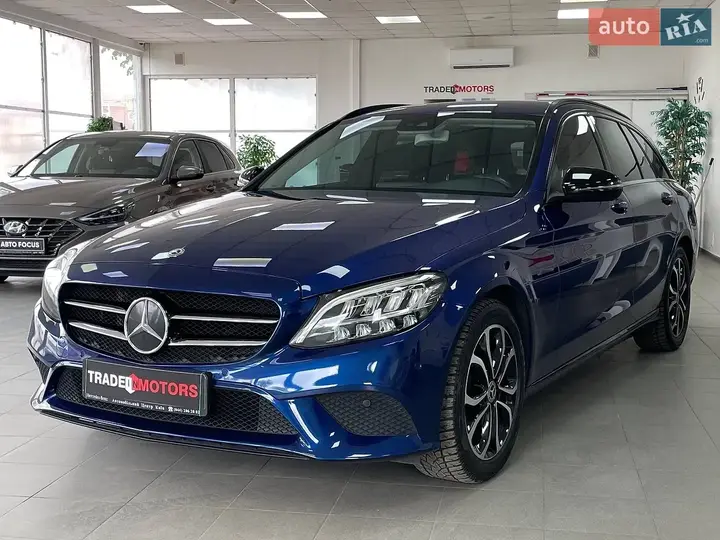 Mercedes-Benz C-Class 2019 photo 5