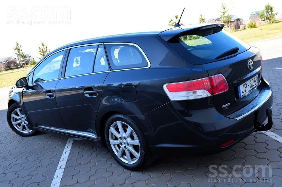 Toyota Avensis 2009 photo 5