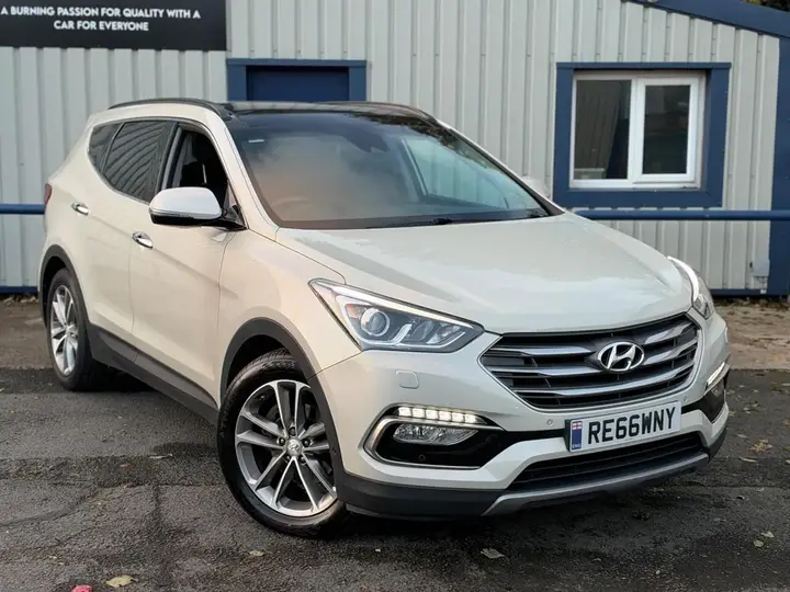 Hyundai Santa Fe 2016 photo 4