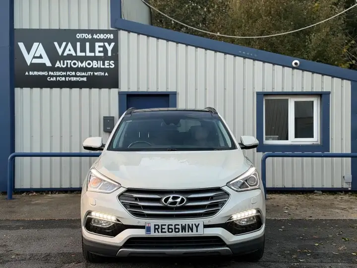 Hyundai Santa Fe 2016 photo 2