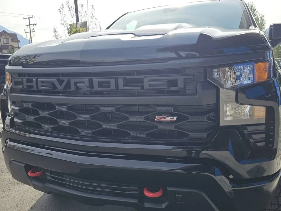 Chevrolet Silverado 1500 2026 photo 3