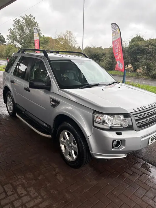 Land Rover Freelander 2 2013 photo 3
