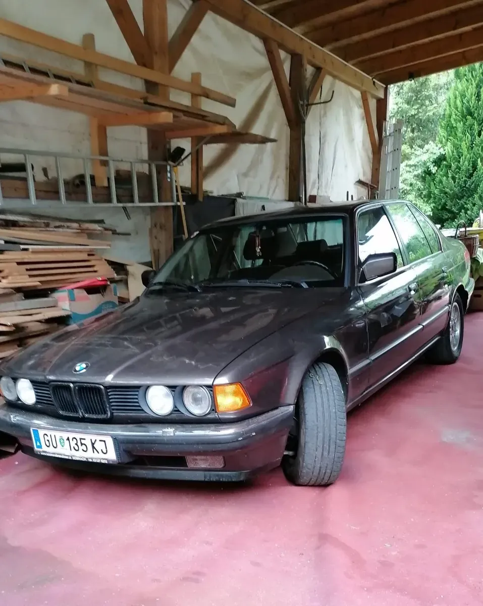 BMW 7 Series 1987 photo 2
