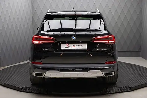 BMW X5 2021 photo 5