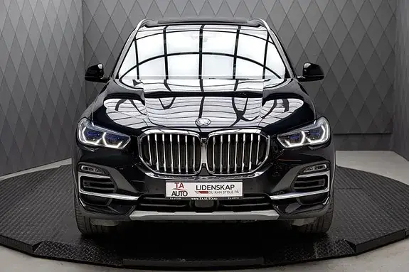BMW X5 2021 photo 4