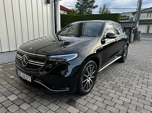 Mercedes-Benz Eqc400