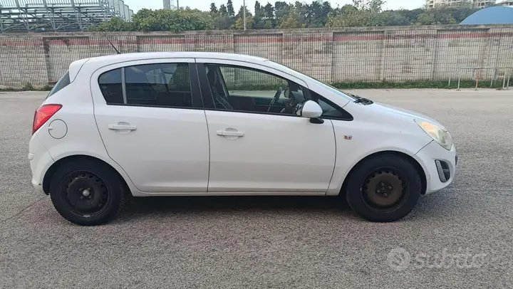 Opel Corsa 2012 photo 5