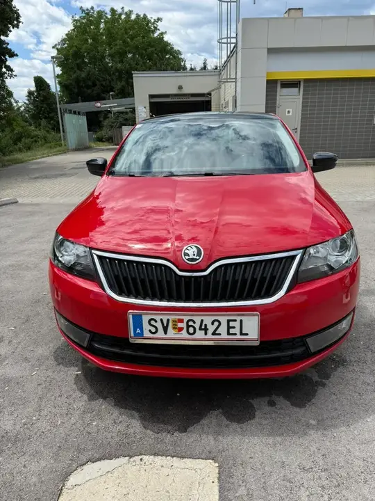 Skoda Rapid 2015 photo 2