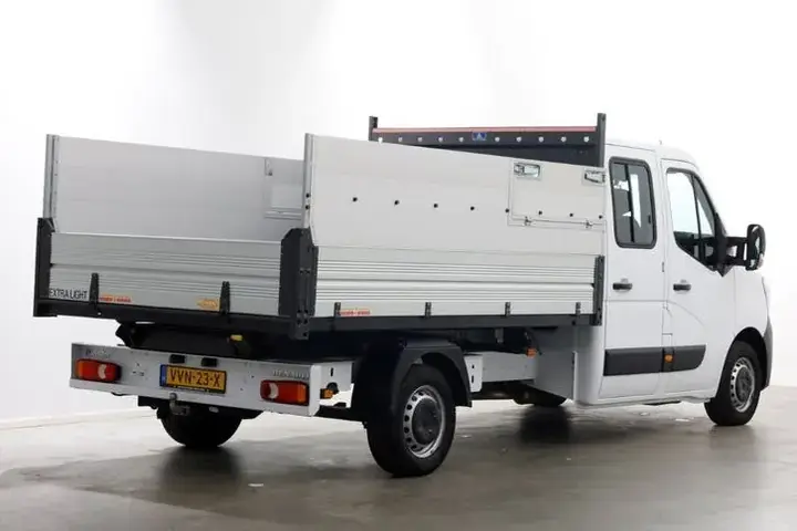 Renault Master 2023 photo 2