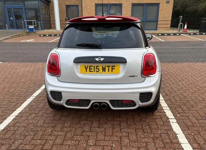 Mini Hatch 2015 photo 3