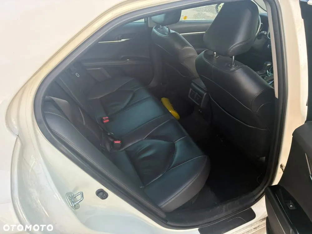 Toyota Camry 2019 photo 3