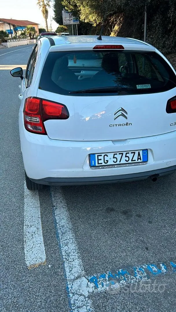 Citroen C3 2012 photo 4