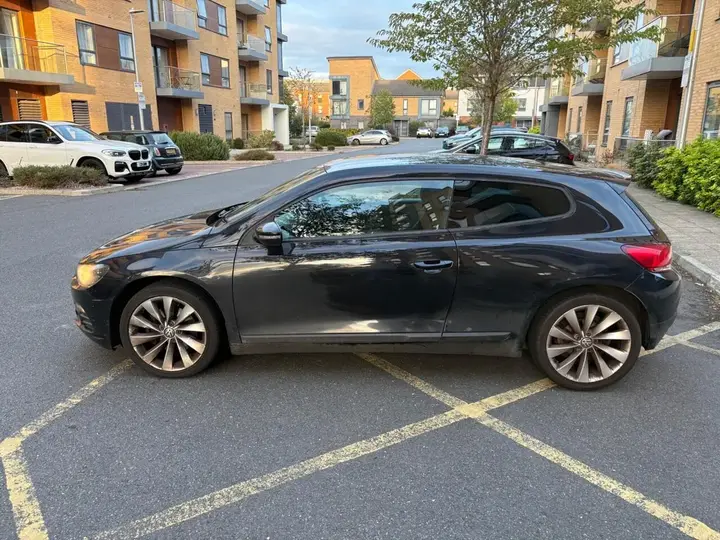 Volkswagen Scirocco 2009 photo 2