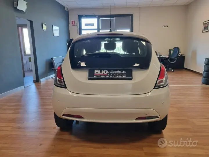 Lancia Ypsilon 2017 photo 3