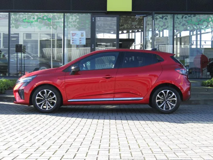 Renault Clio 2024 photo 3