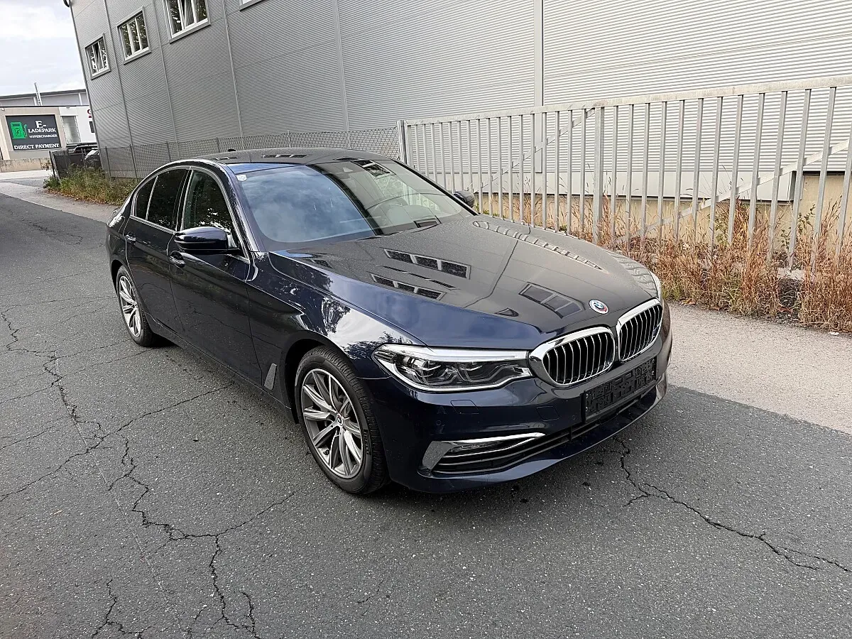 BMW 5 Series 2018 photo 3