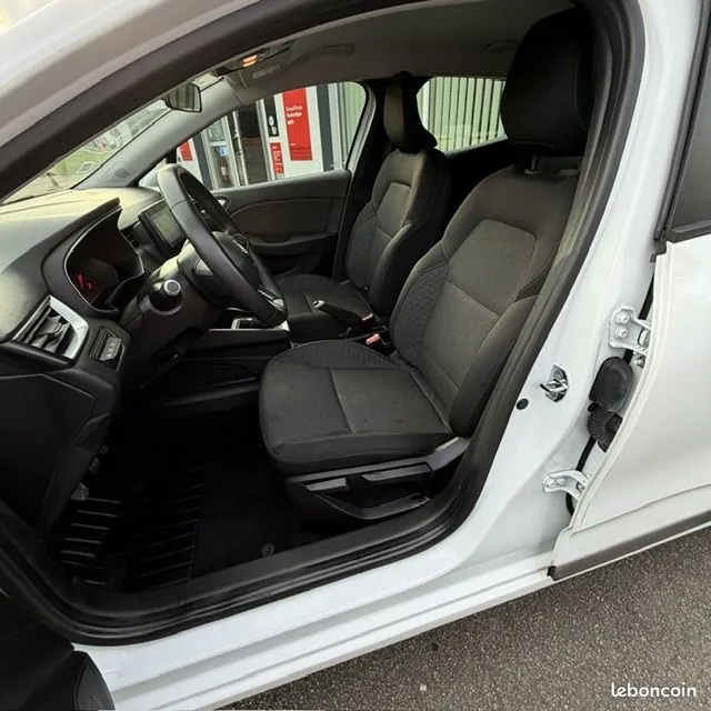 Renault Clio 2020 photo 3
