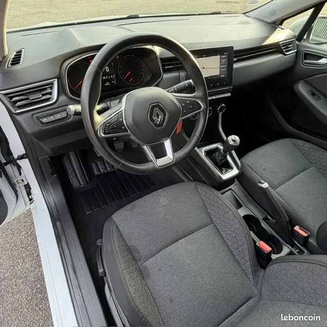 Renault Clio 2020 photo 2